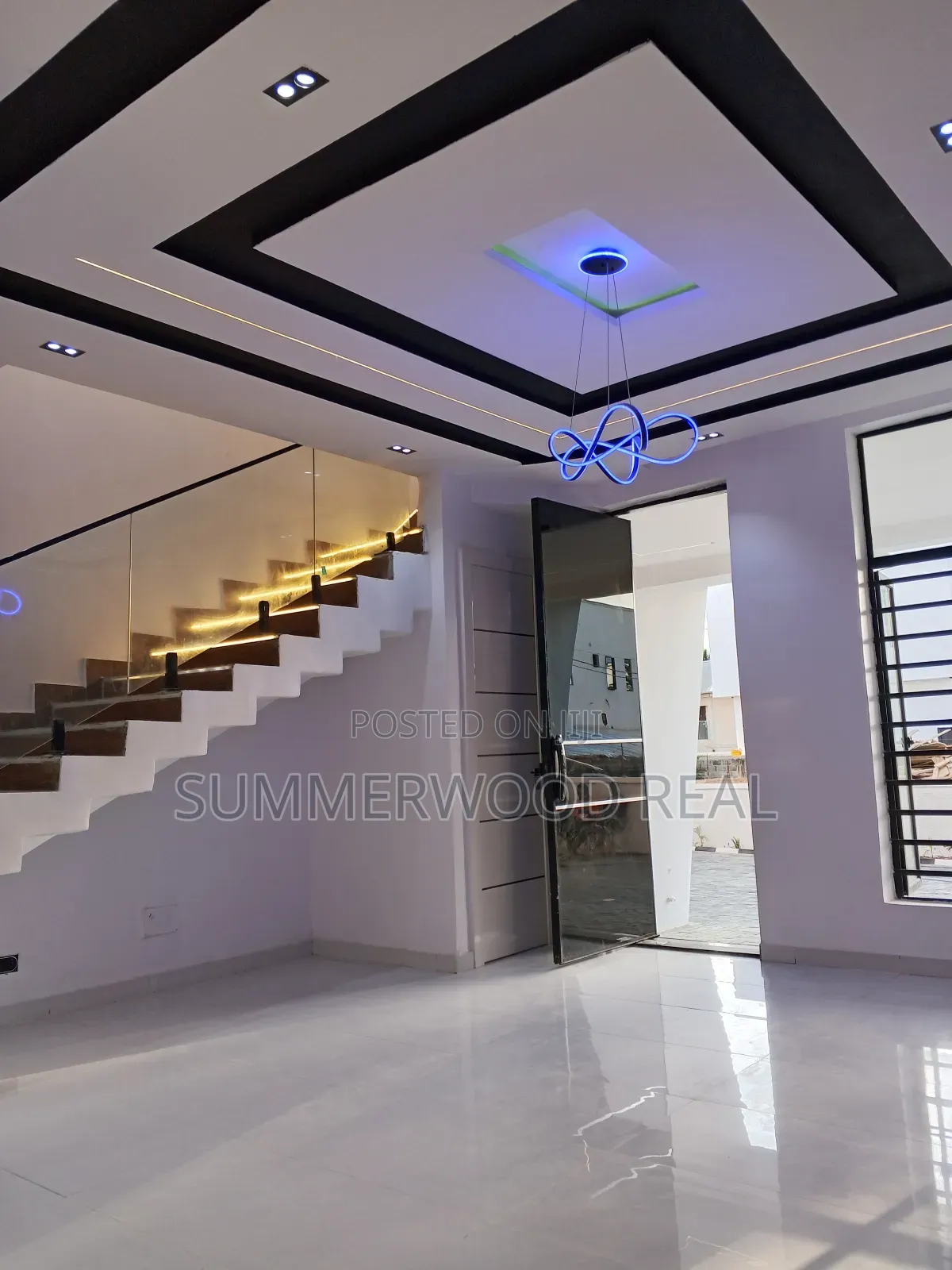3bdrm Duplex in Lekki Phase 2 for sale in Lekki Phase 2