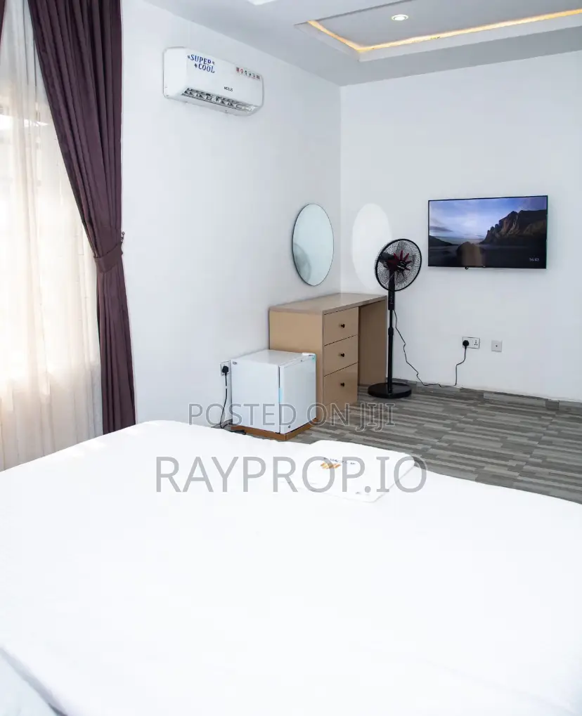 E6dc1vwr - 5 Bedroom Shortlet in Lifecamp Abuja in Life Camp