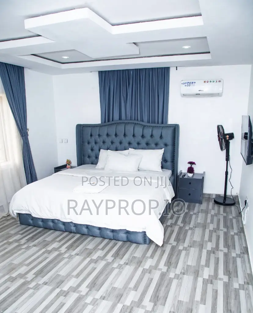 E6dc1vwr - 5 Bedroom Shortlet in Lifecamp Abuja in Life Camp