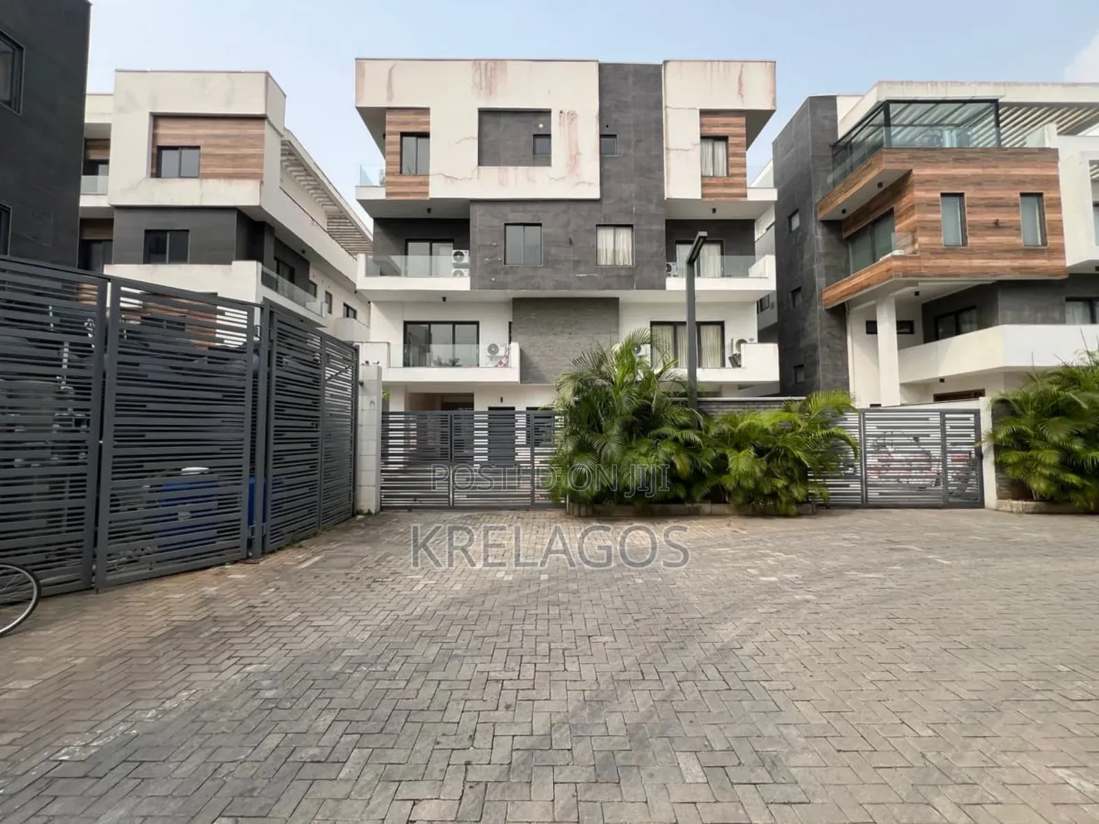 5bdrm Duplex in Banana Island for rent in Banana Island