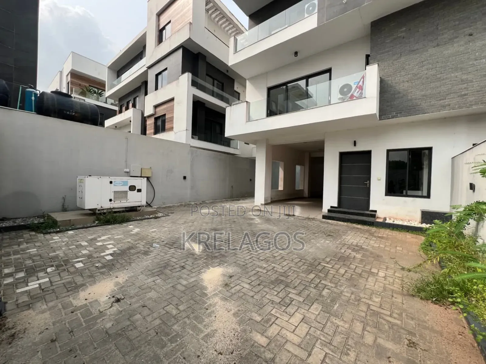 5bdrm Duplex in Banana Island for rent in Banana Island