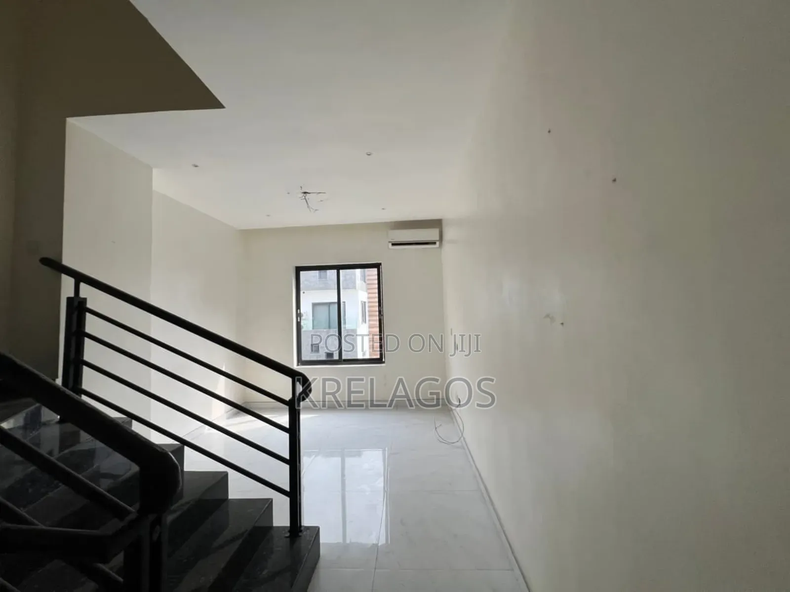5bdrm Duplex in Banana Island for rent in Banana Island