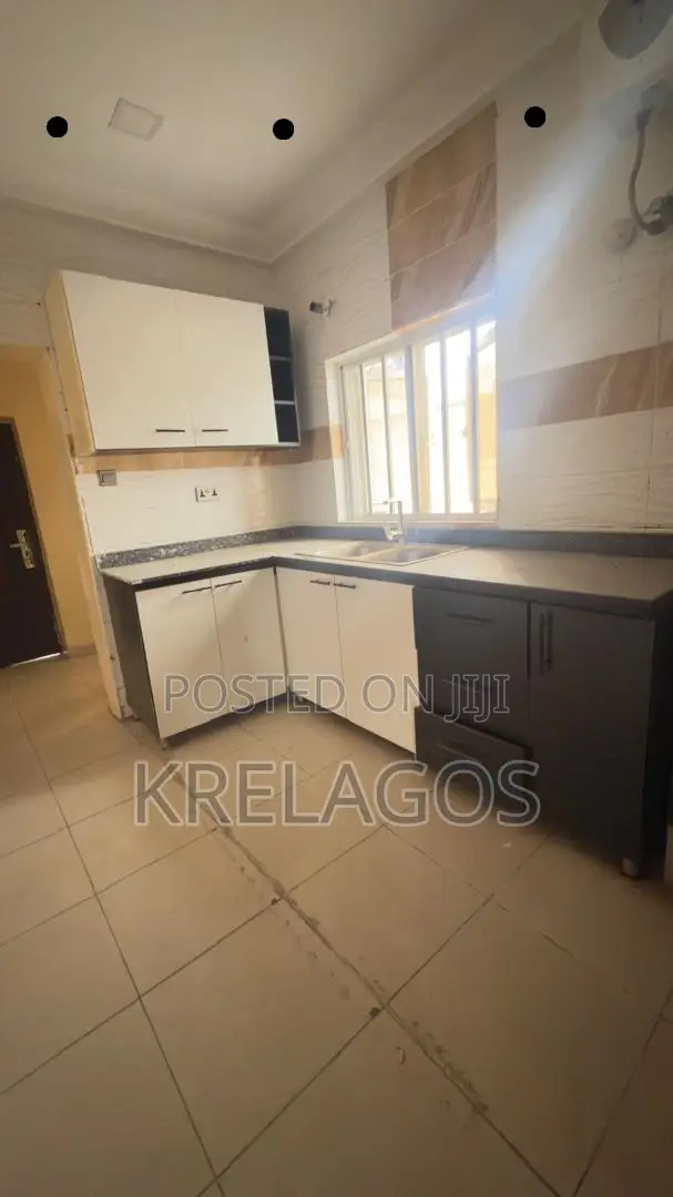 6bdrm Duplex in Ikate for rent in Ikate