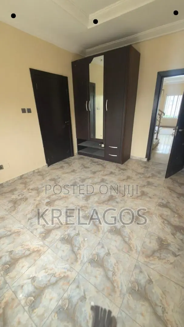 6bdrm Duplex in Ikate for rent in Ikate