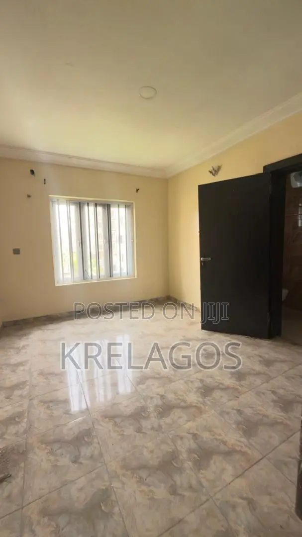 6bdrm Duplex in Ikate for sale in Ikate