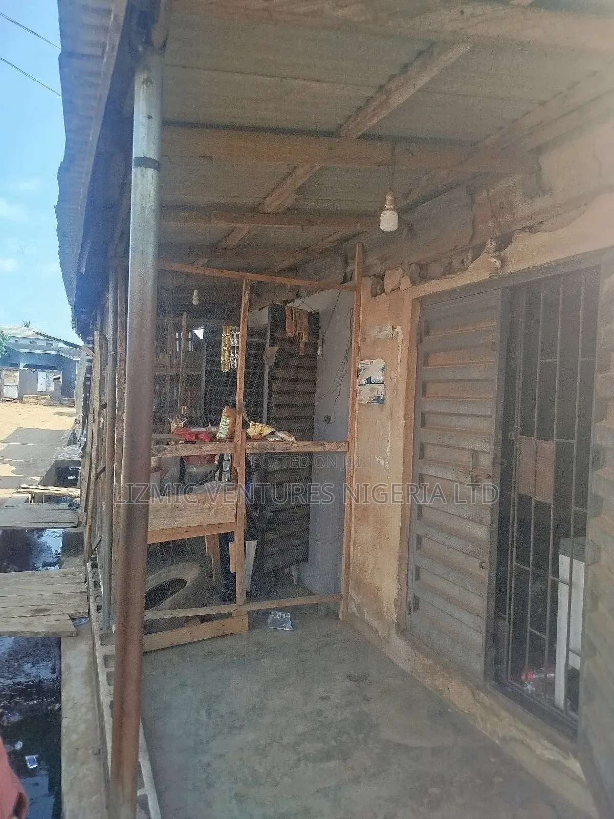 3bdrm Bungalow in Isuti Rd, Igando / Ikotun/Igando for sale in Igando / Ikotun/Igando
