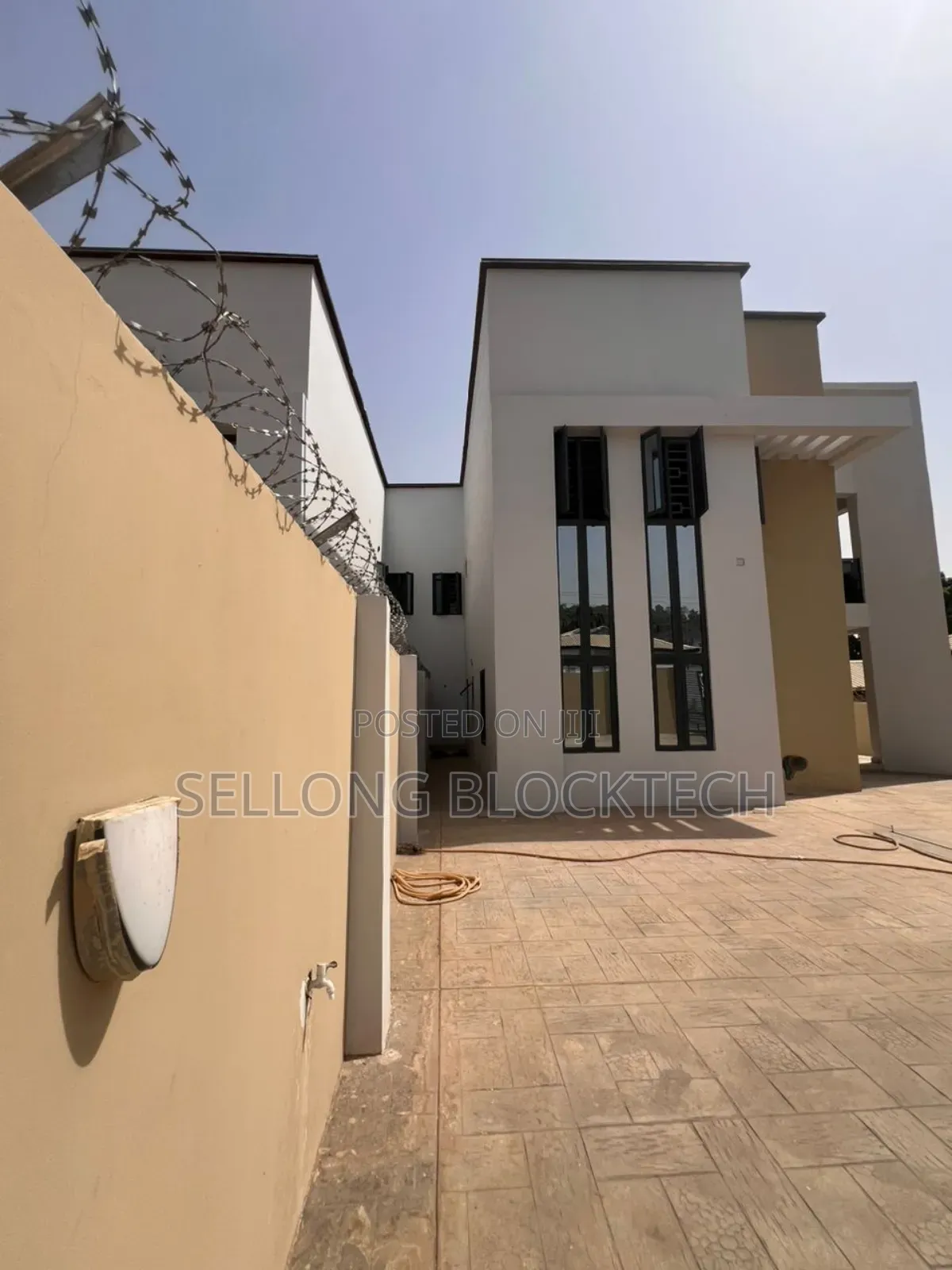 4bdrm Duplex in 3Rd Avenue, Bunkoro for rent in Bunkoro