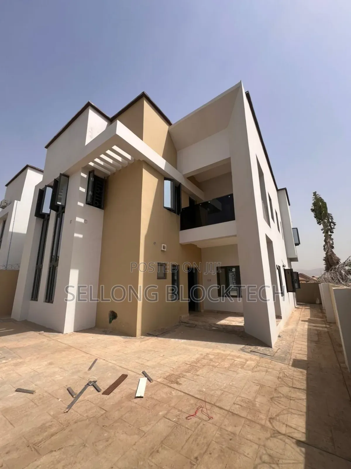 4bdrm Duplex in 3Rd Avenue, Bunkoro for rent in Bunkoro