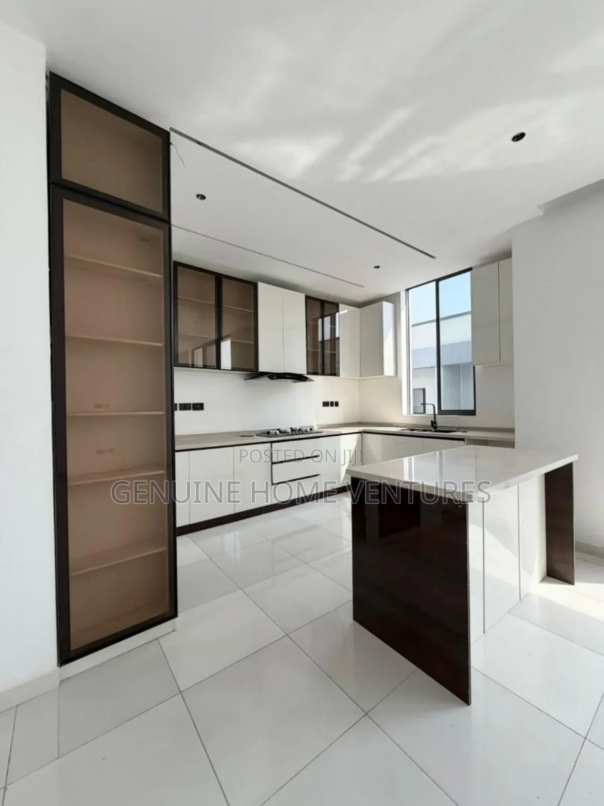 2bdrm Apartment in Oniru, Lekki Phase 1 for sale in Lekki Phase 1