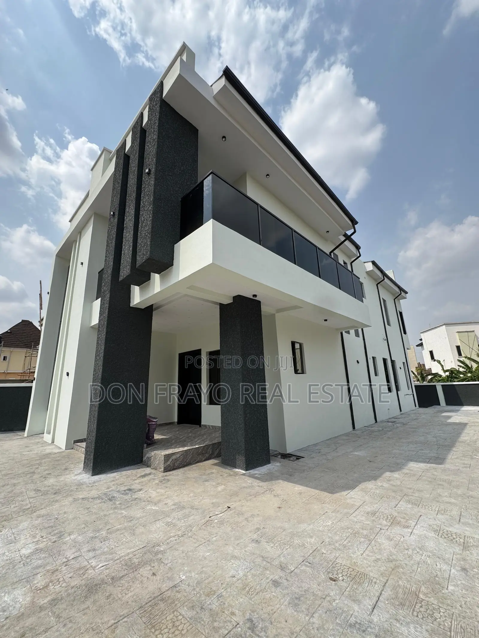 5bdrm Duplex in Carlton Gate Estate, Akobo for sale in Akobo