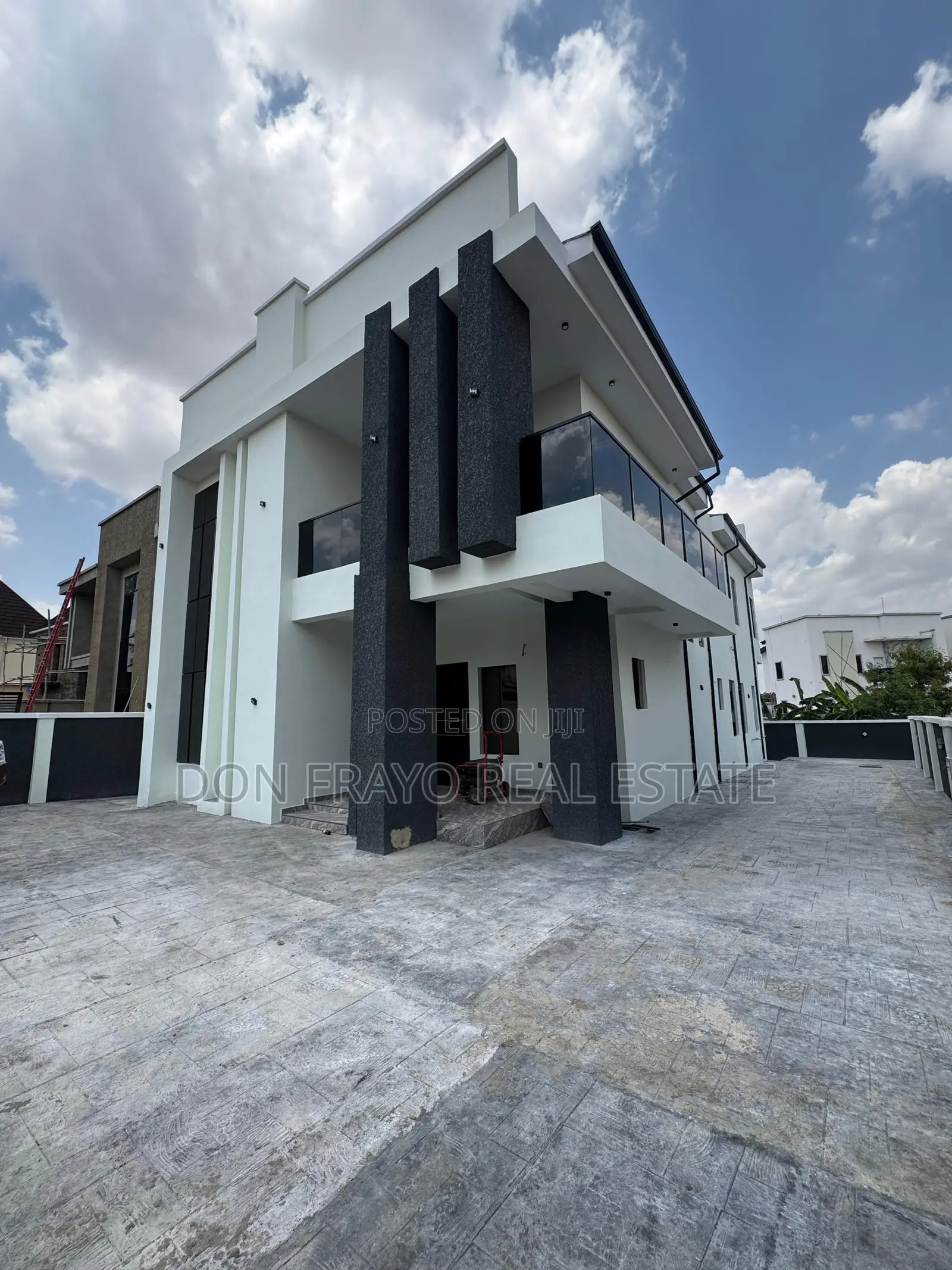 5bdrm Duplex in Carlton Gate Estate, Akobo for sale in Akobo