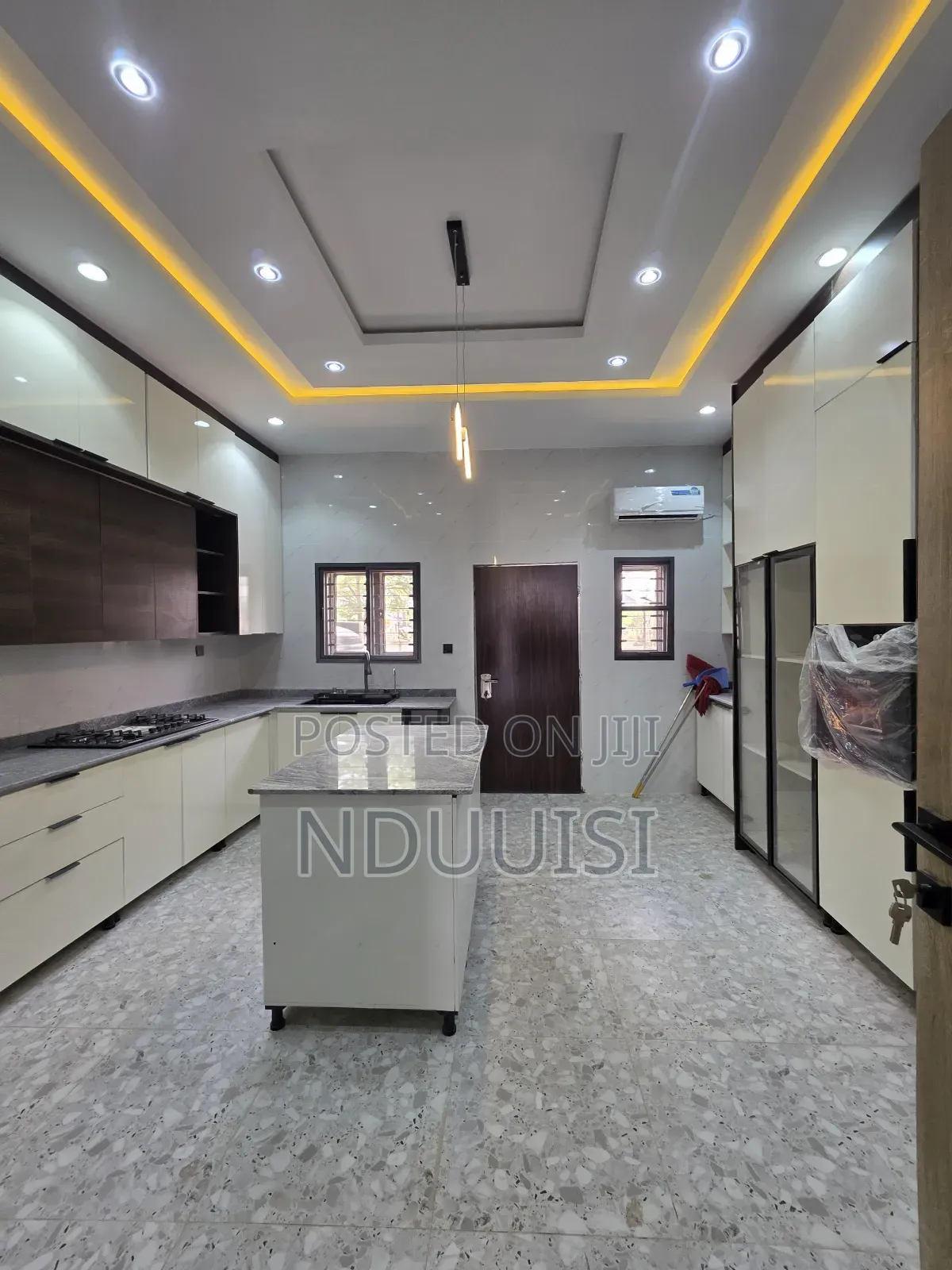 5bdrm Duplex in Katampe Extension for sale in Katampe Extension