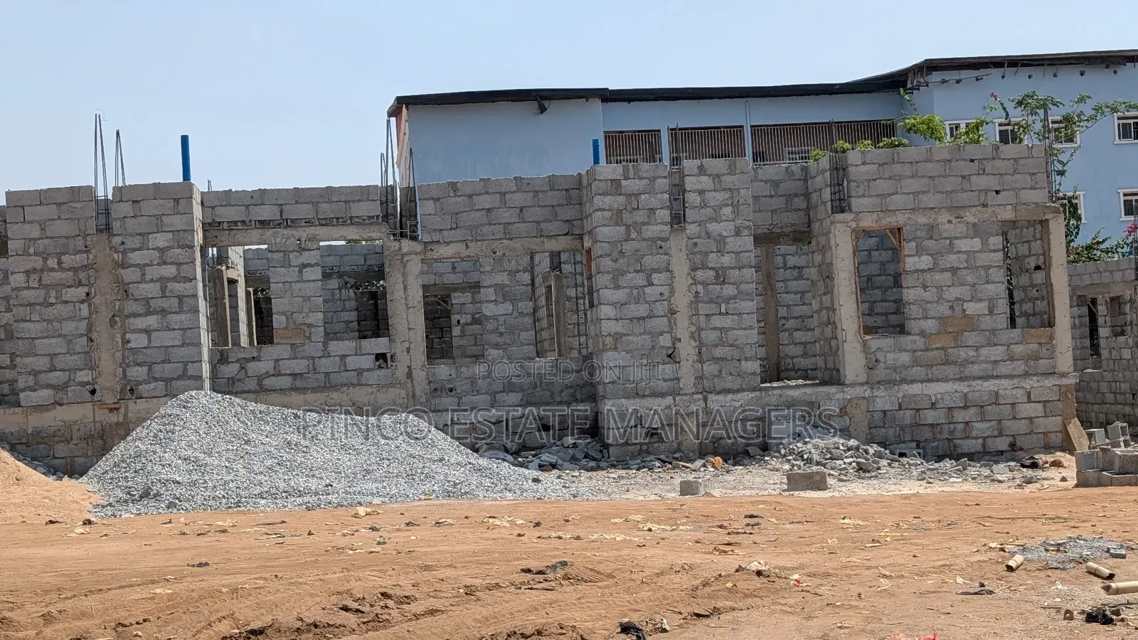 4bdrm Apartment in Life Camp for sale in Life Camp
