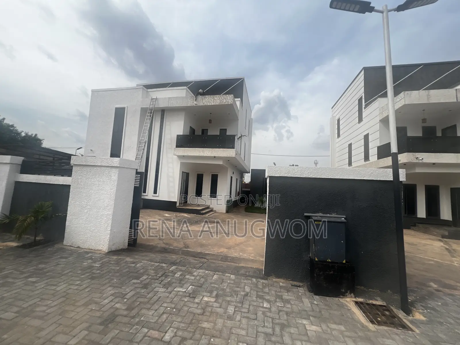 6bdrm Duplex in Glory, Enugu State for sale in Enugu State