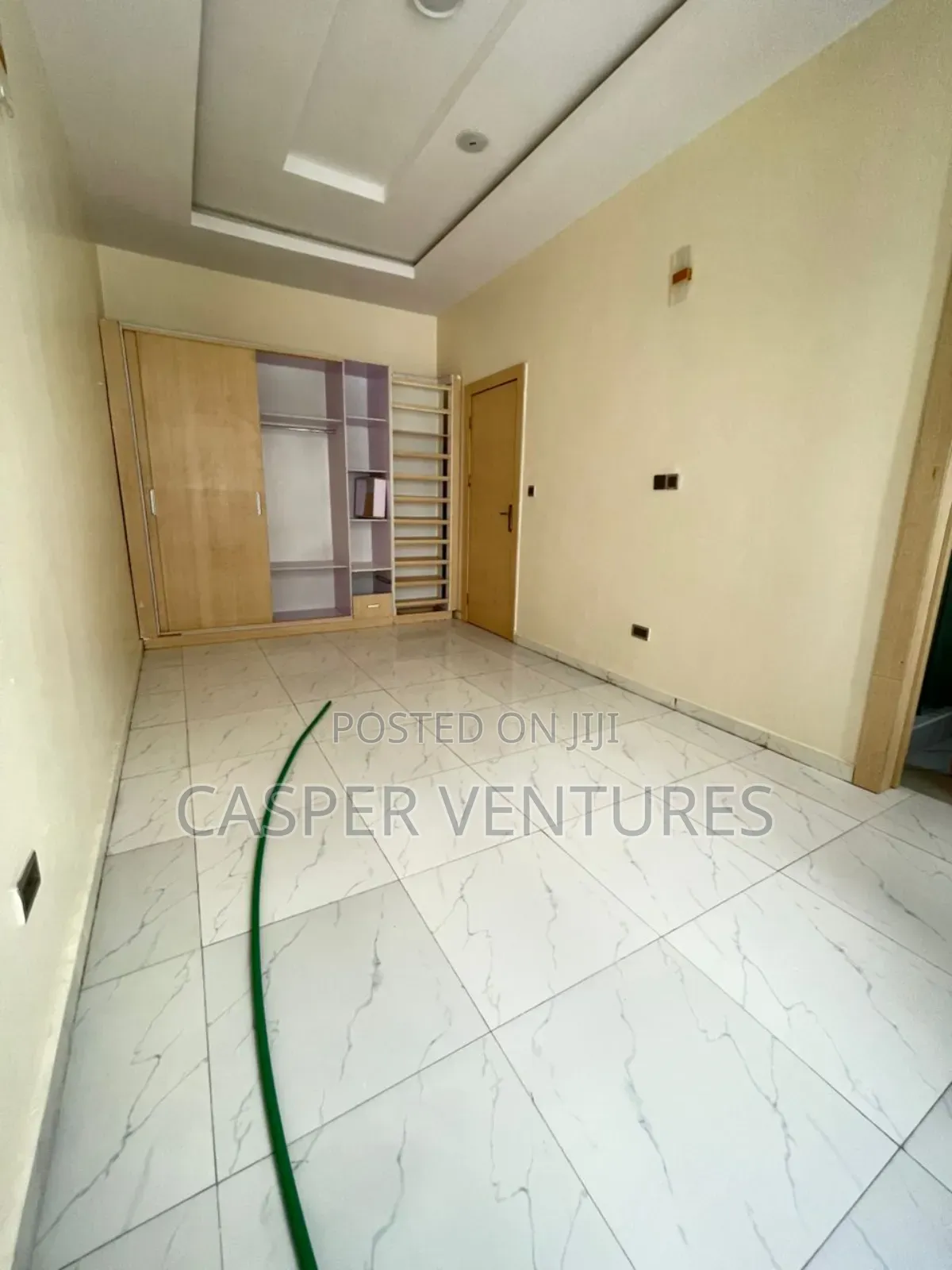 1bdrm Shared Apartment in Gra, Ikota for rent in Ikota