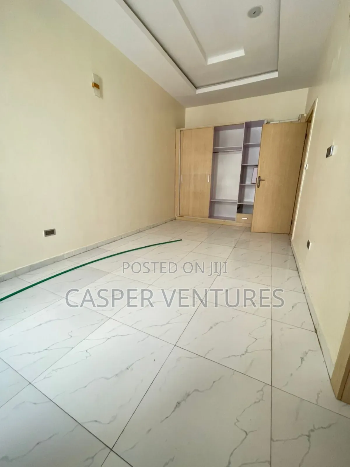 1bdrm Shared Apartment in Gra, Ikota for rent in Ikota