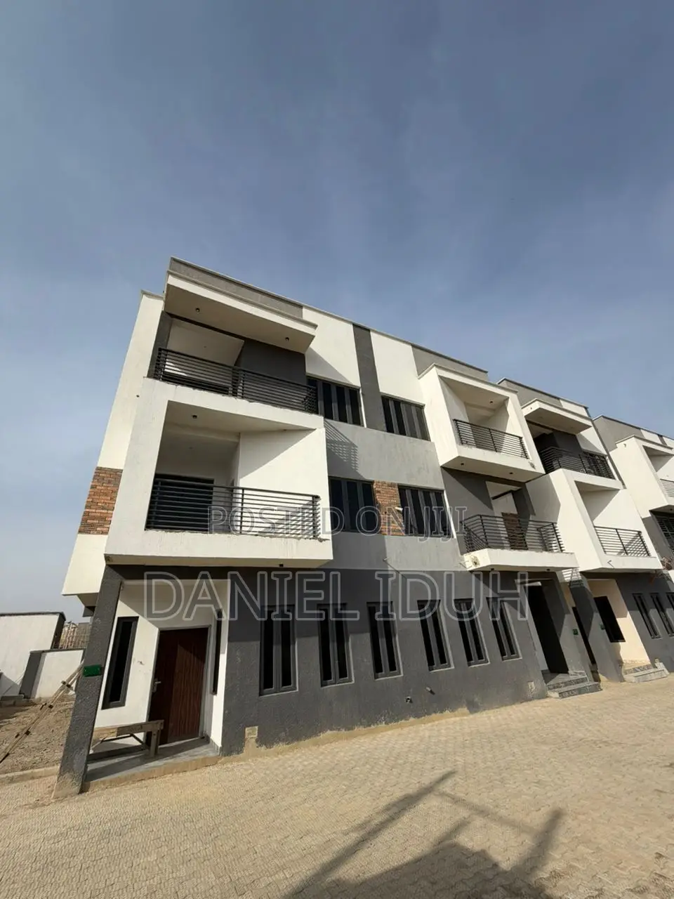 5bdrm Townhouse/Terrace in Jahi for sale in Jahi