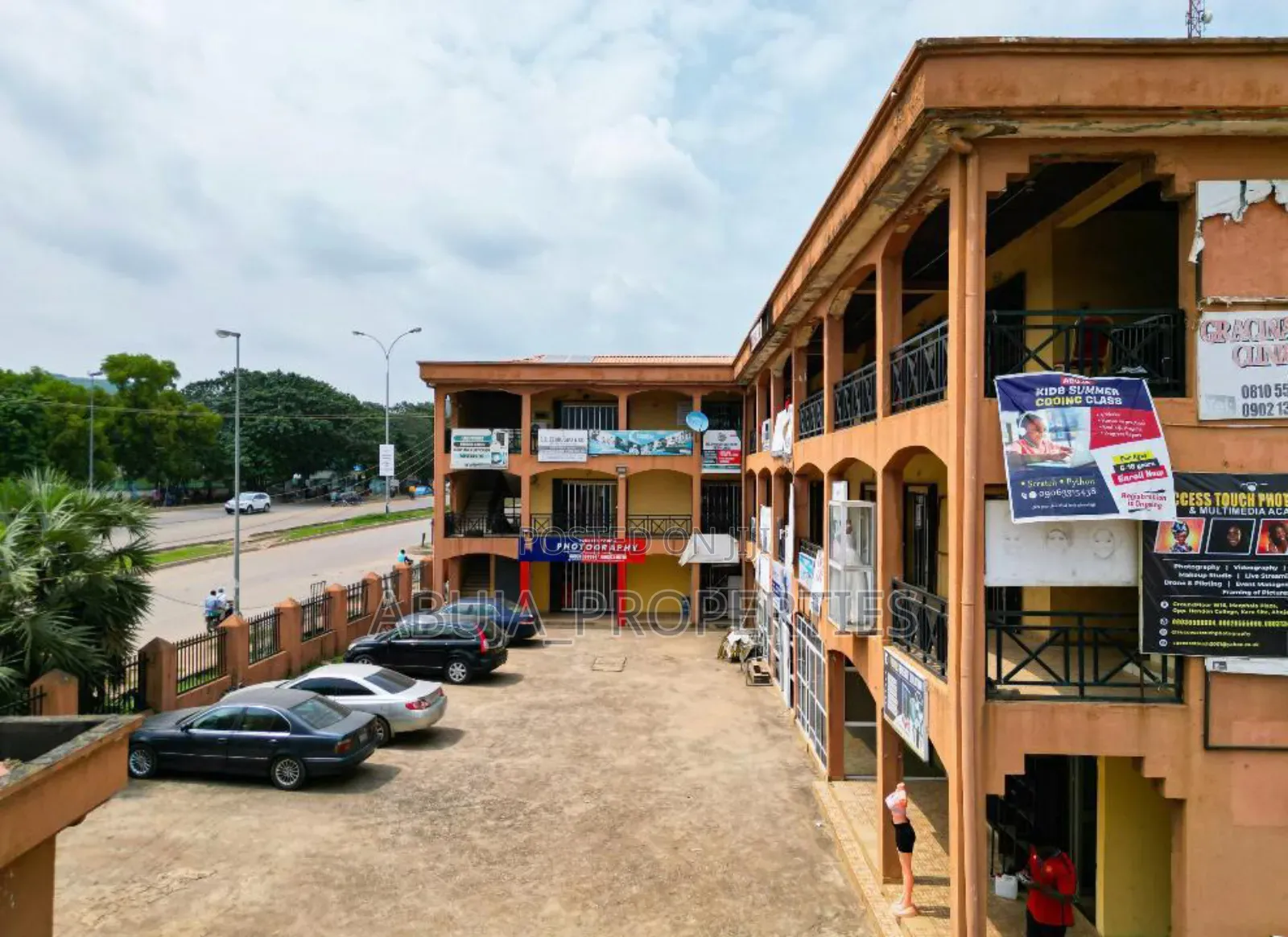 Plaza for Sale in Karu
