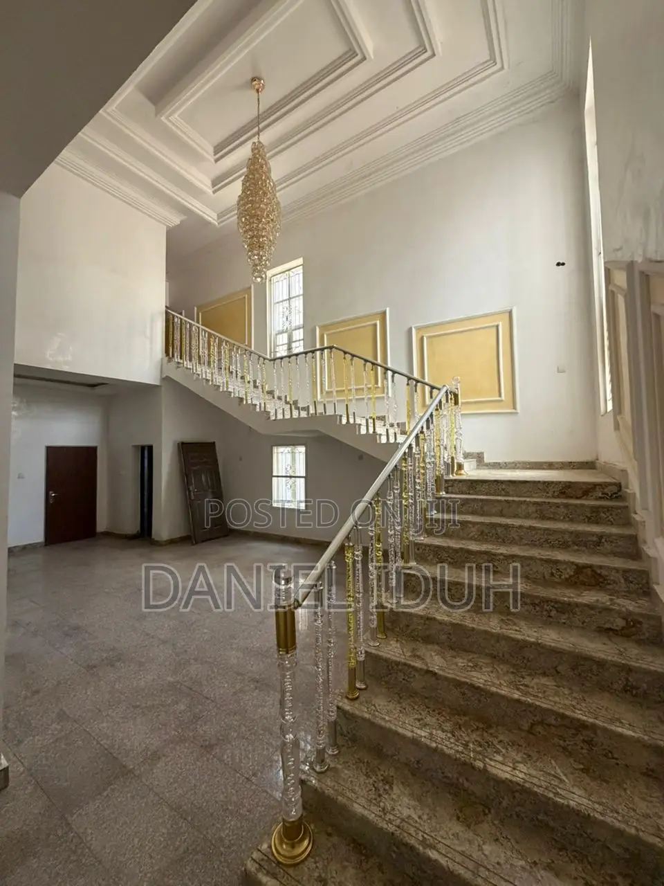 7bdrm Duplex in Kaura for sale in Kaura