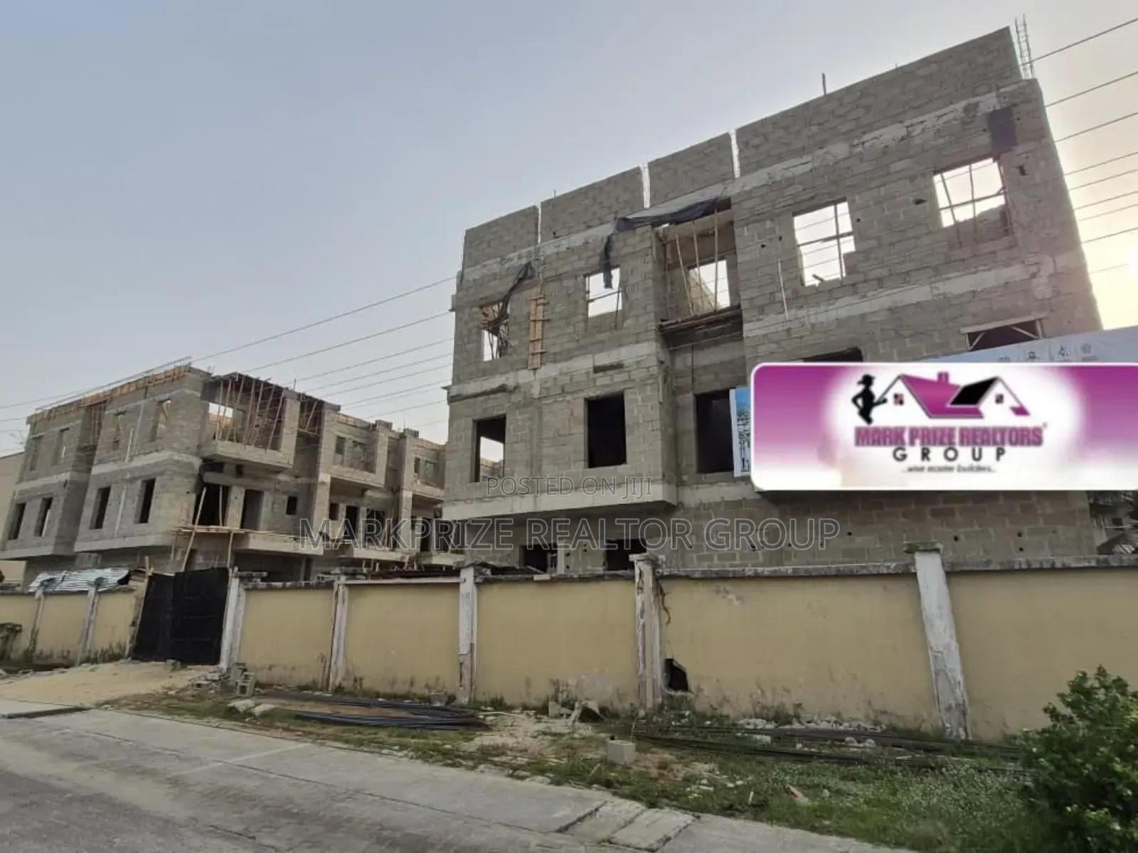 4bdrm Duplex In Victoria Island Oniru For Sale in Victoria Island Extension