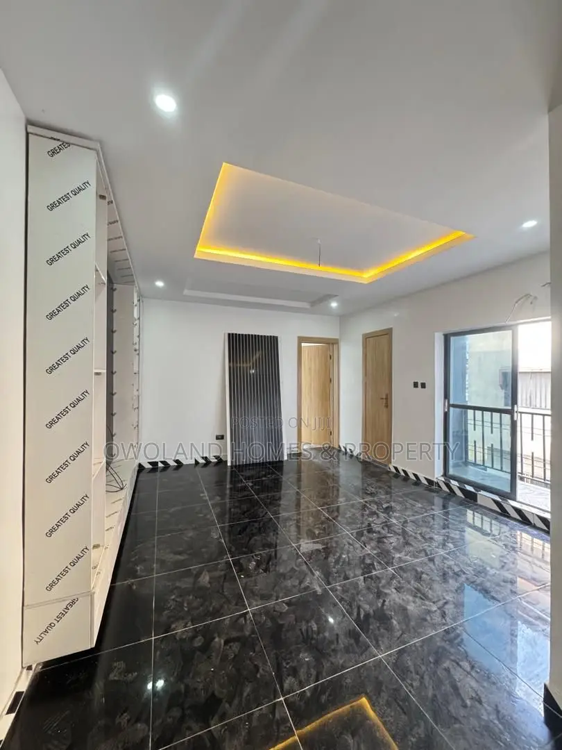 2bdrm Duplex in Ologolo Estate for rent in Ologolo