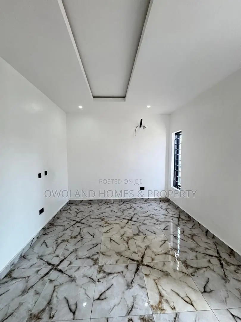 2bdrm Duplex in Ologolo Estate for rent in Ologolo