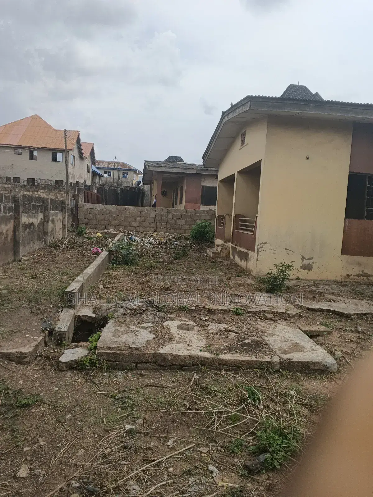 5bdrm Bungalow in Olopomeji, Akobo for sale in Akobo