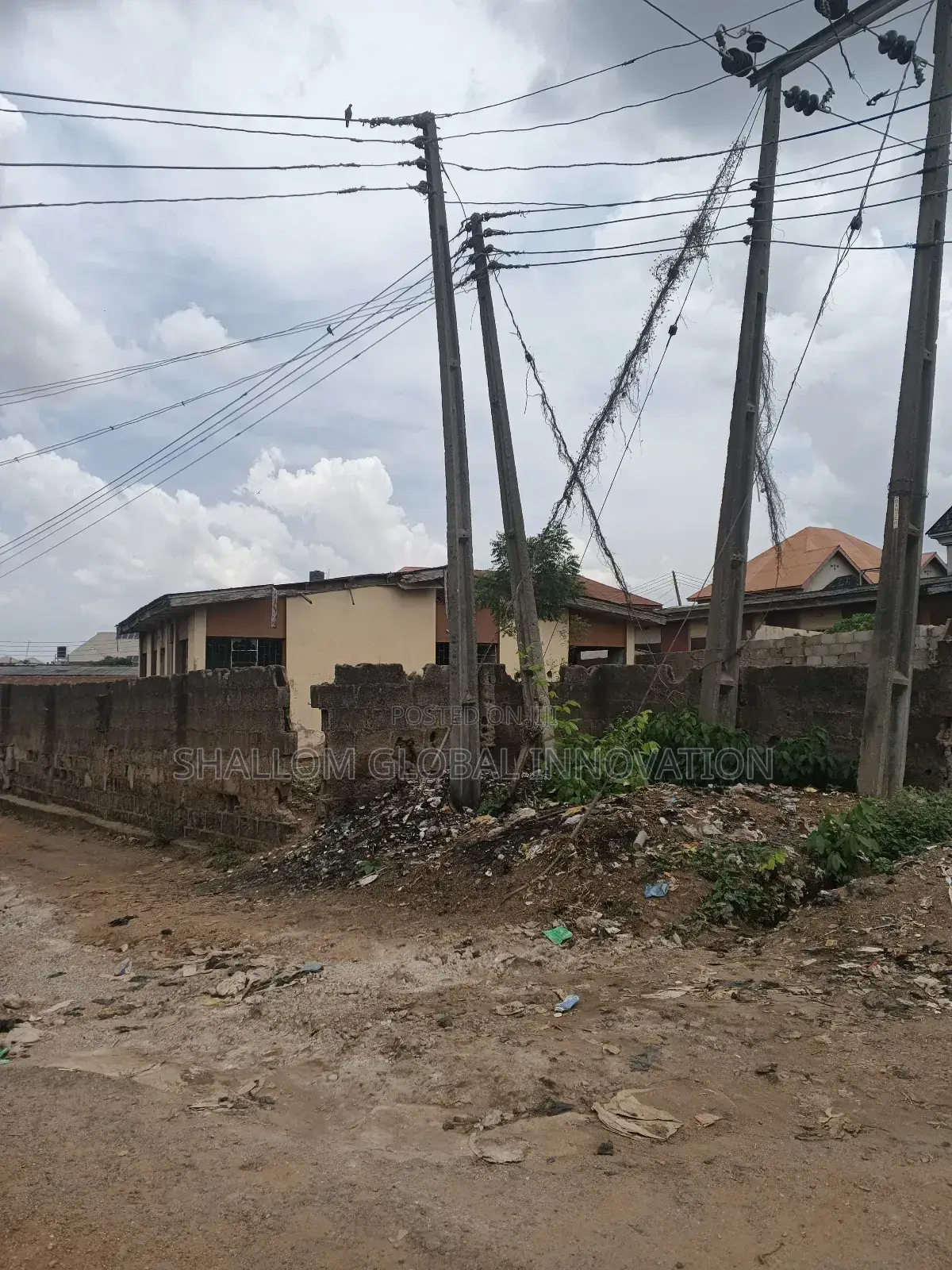 5bdrm Bungalow in Olopomeji, Akobo for sale in Akobo