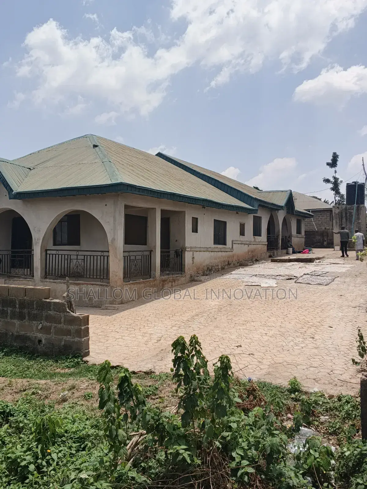3bdrm Block of Flats in Zion Estates, Akobo for sale in Akobo