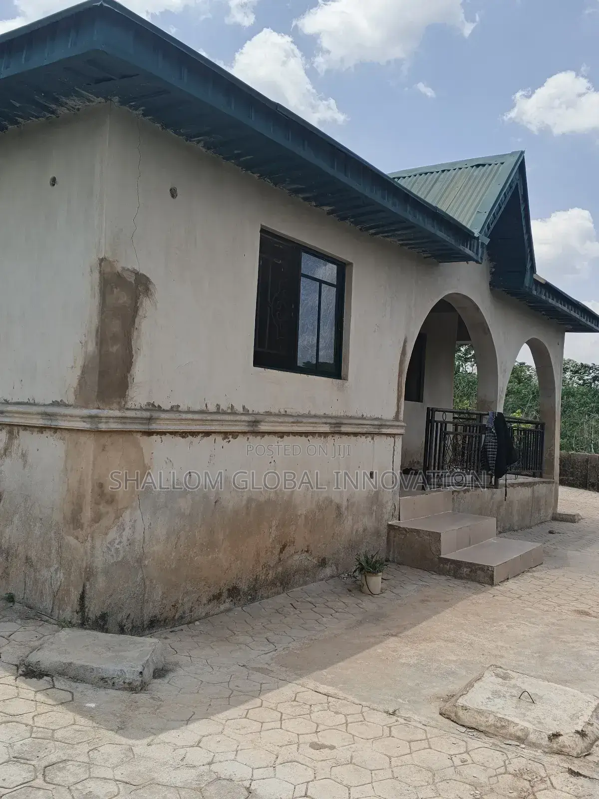 3bdrm Block of Flats in Zion Estates, Akobo for sale in Akobo