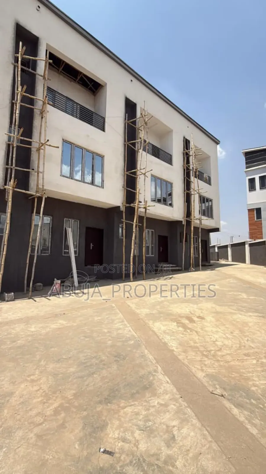4bdrm Duplex in In An Estate, Jahi for sale in Jahi