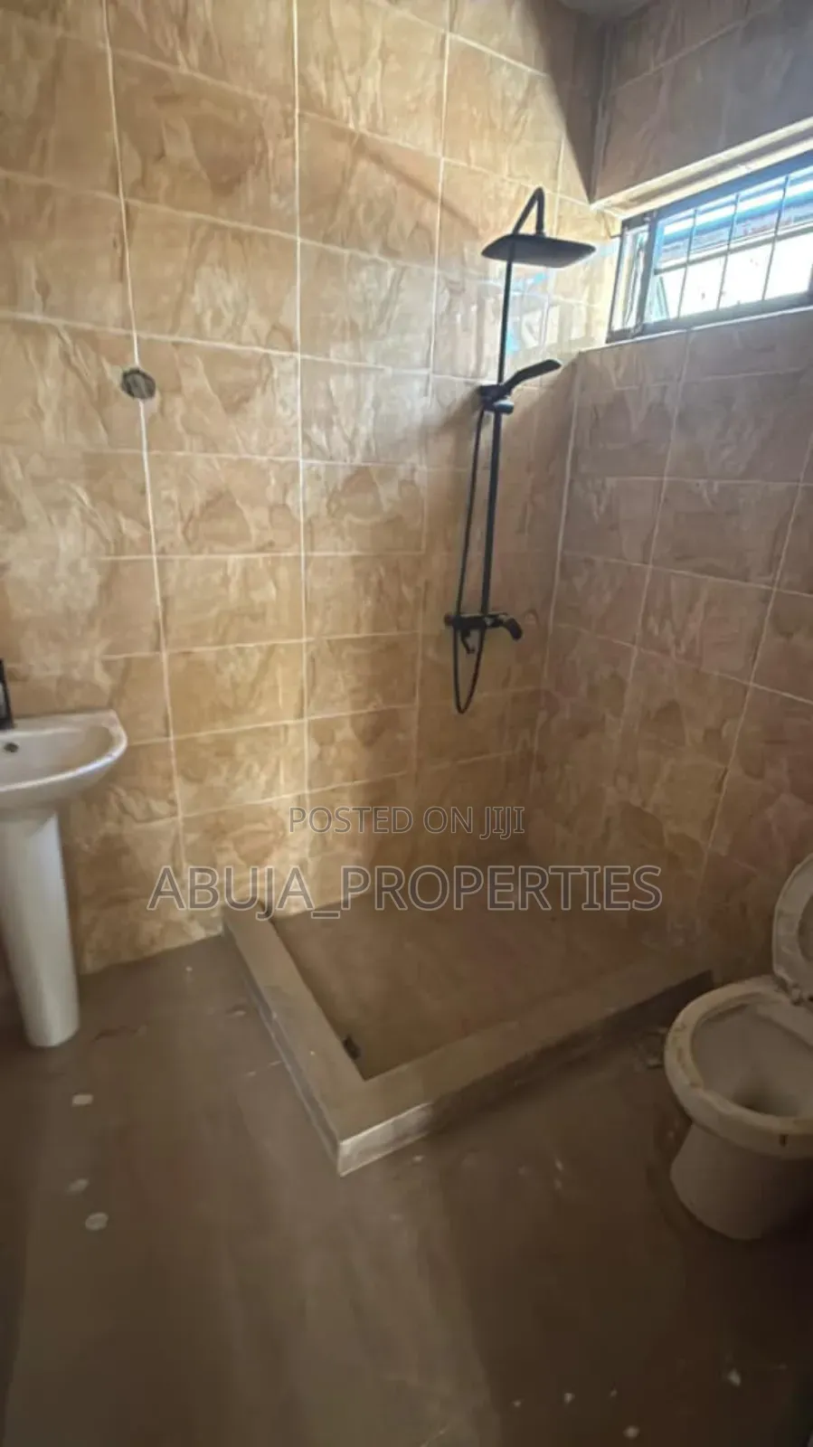 4bdrm Duplex in In An Estate, Jahi for sale in Jahi