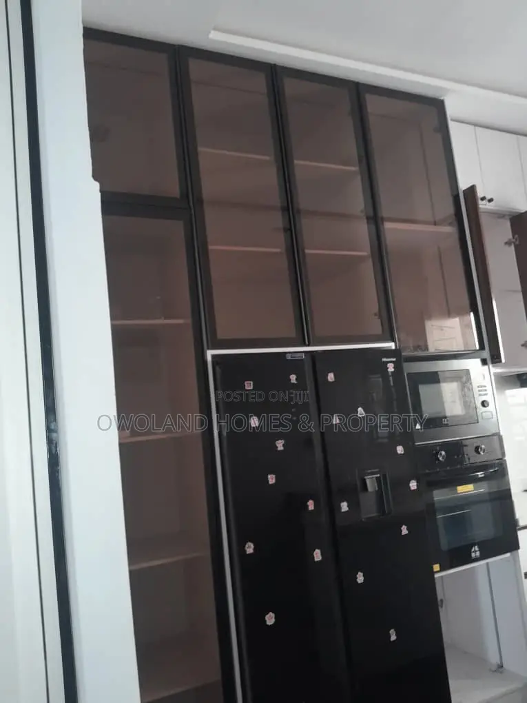 4bdrm Duplex in Ikota Gra for rent in Ikota