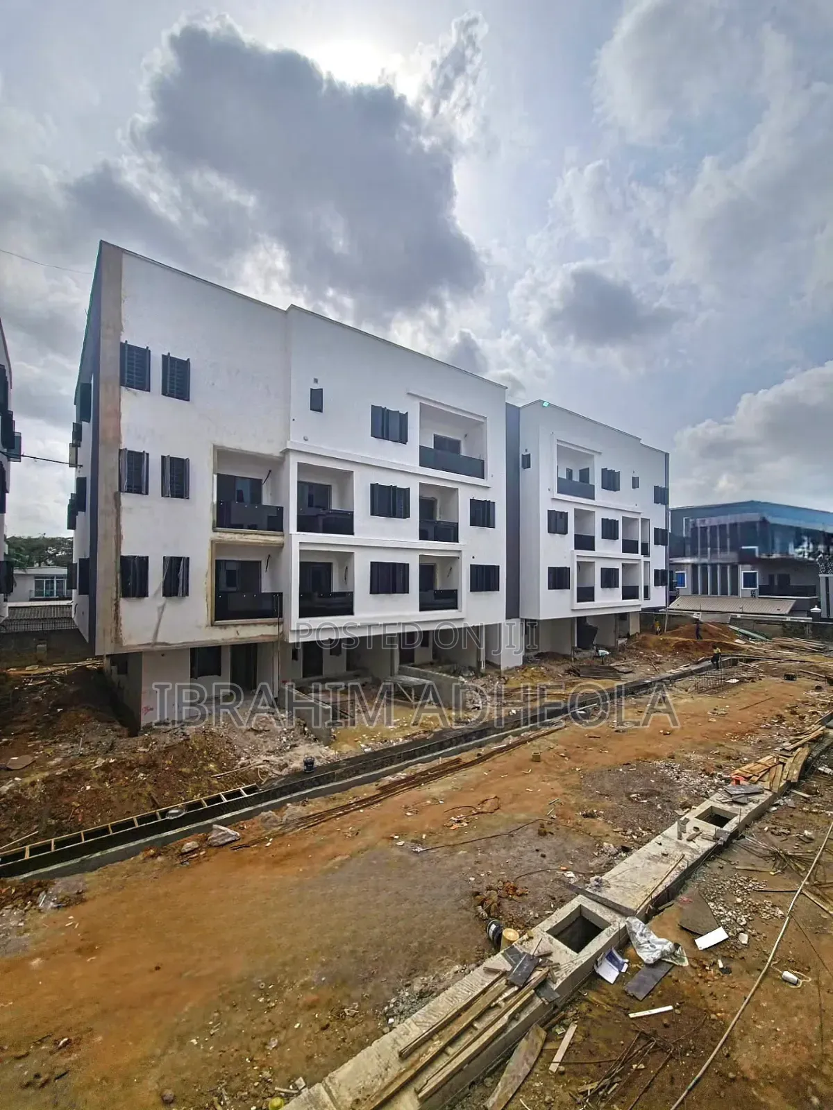 4bdrm Townhouse/Terrace in Ikeja Gra for sale in Ikeja GRA