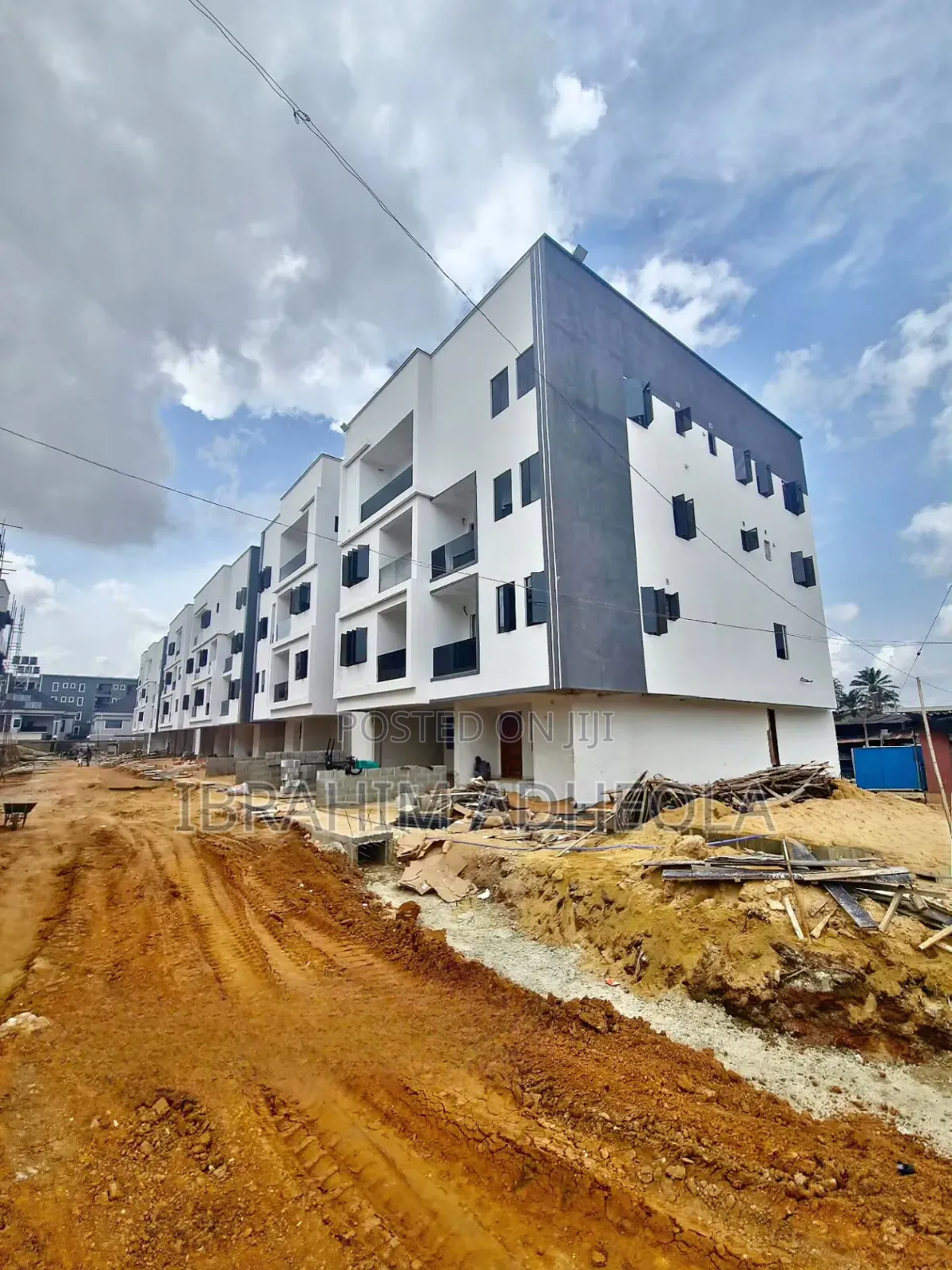 4bdrm Townhouse/Terrace in Ikeja Gra for sale in Ikeja GRA