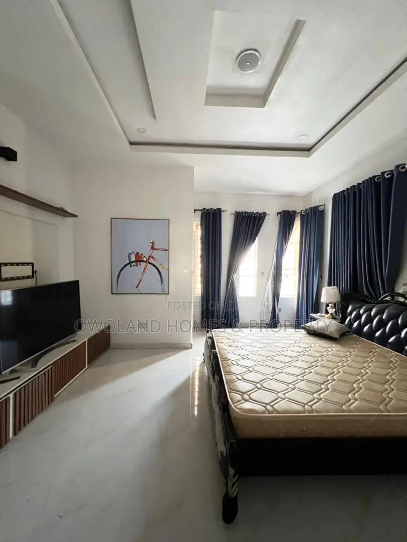 4bdrm Duplex in Ologolo Estate for rent in Ologolo