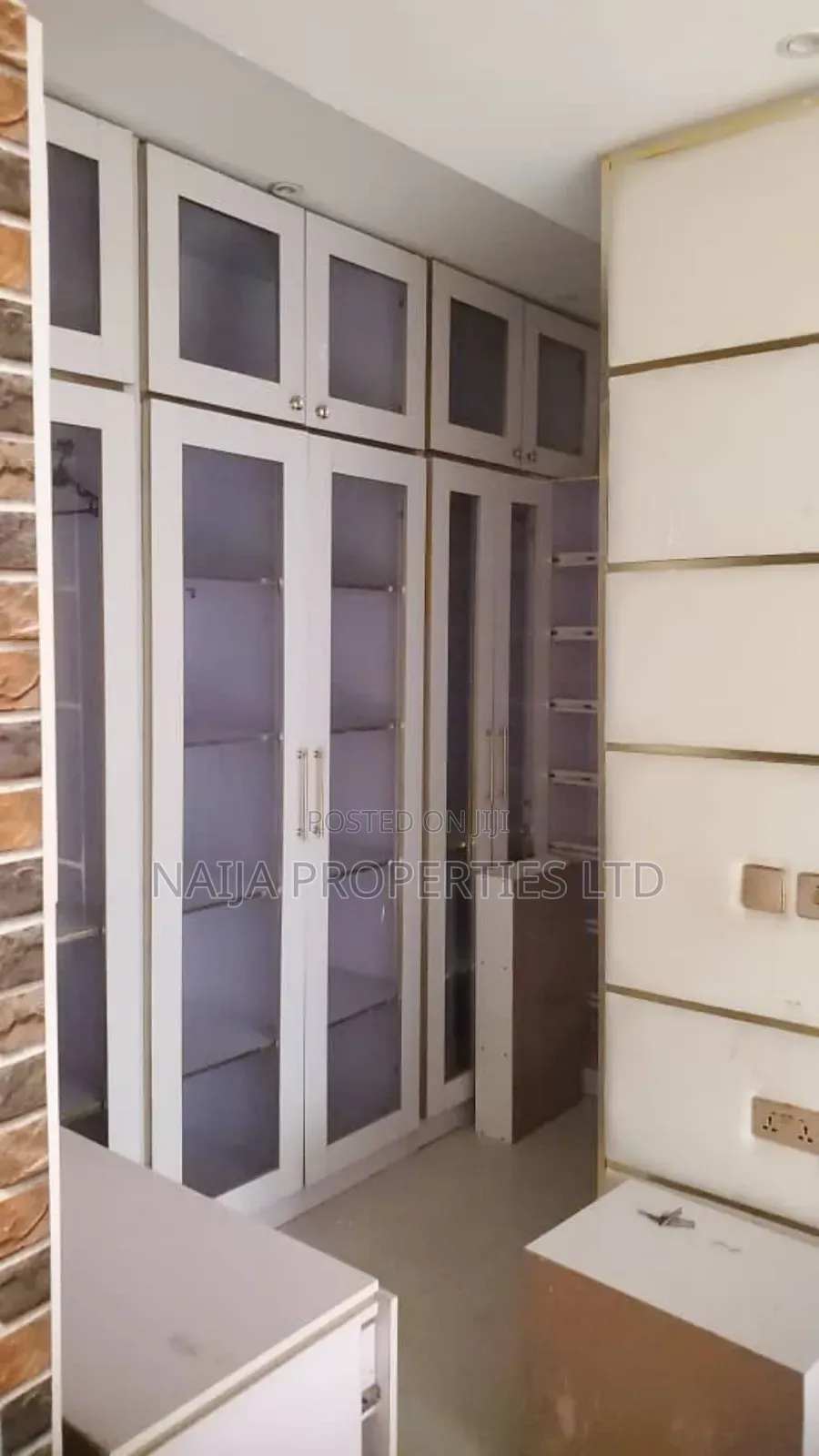 4bdrm Duplex in Salem-Ikate, Ilasan for rent in Ilasan