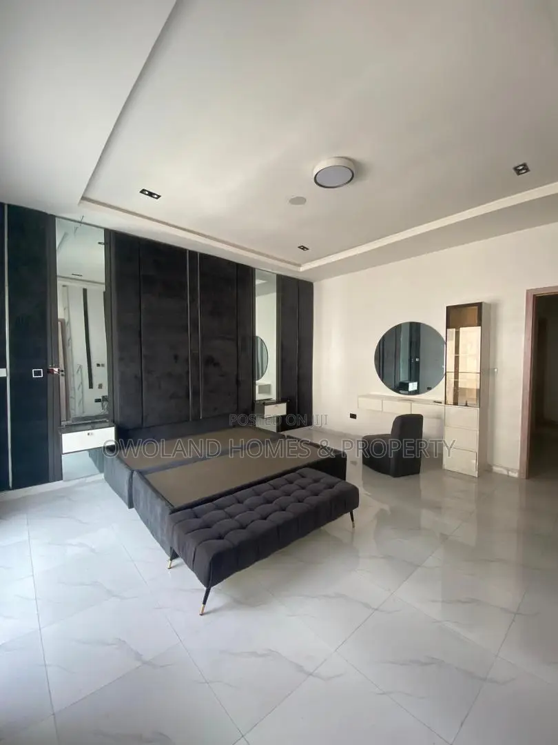4bdrm Duplex in Lekki County, Ikota for rent in Ikota