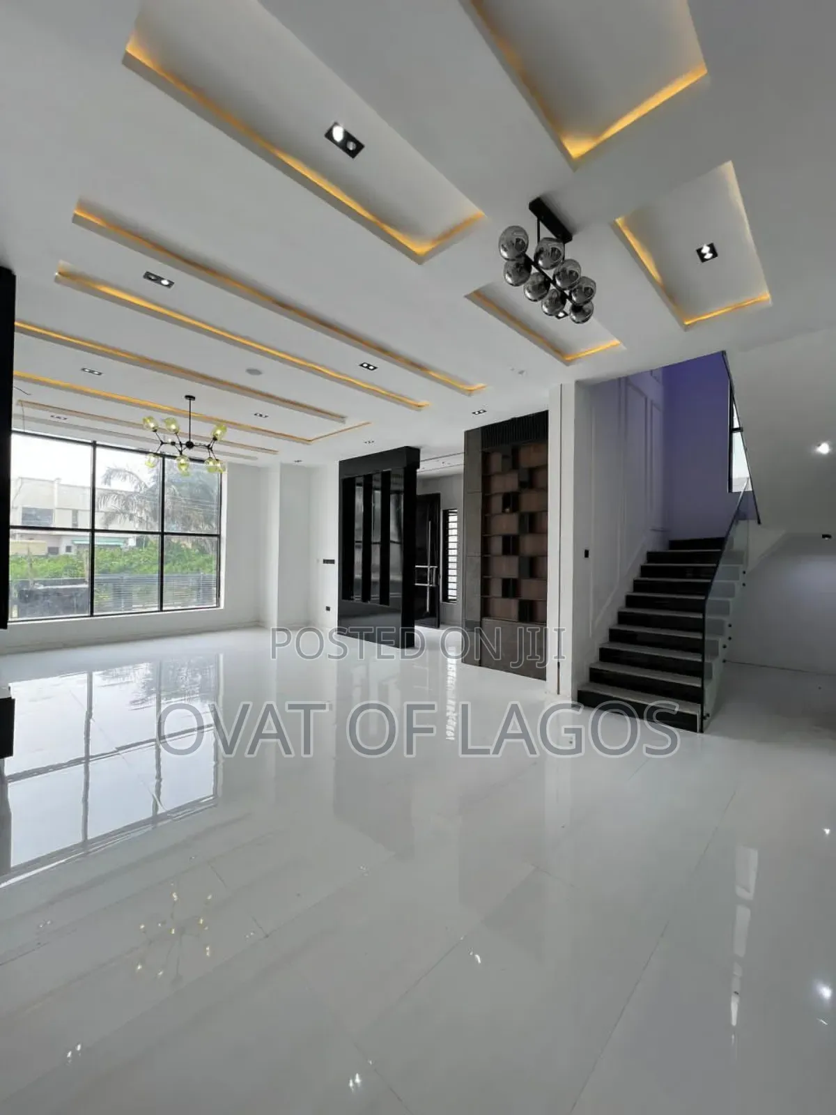 5bdrm Duplex in Megamound Estate,, Ikota for sale in Ikota