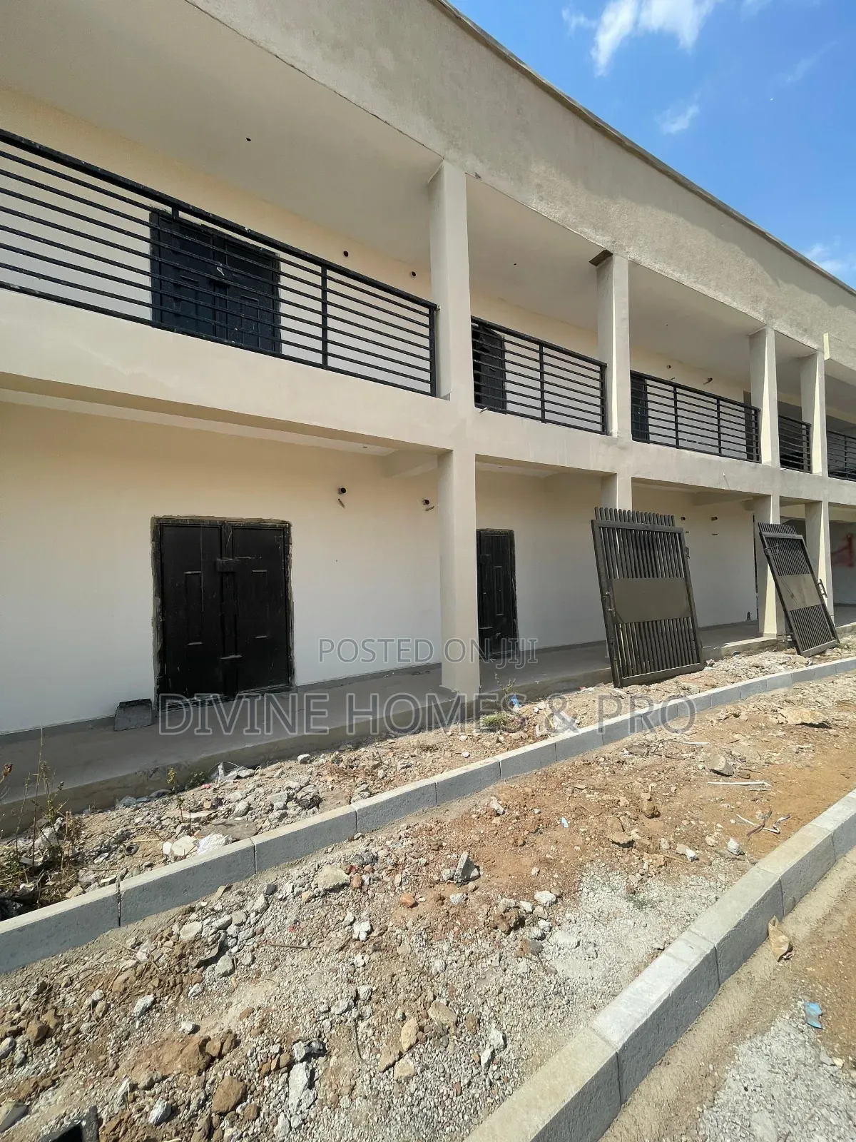 Semi Finished Shop in an Estate in Life Camp
