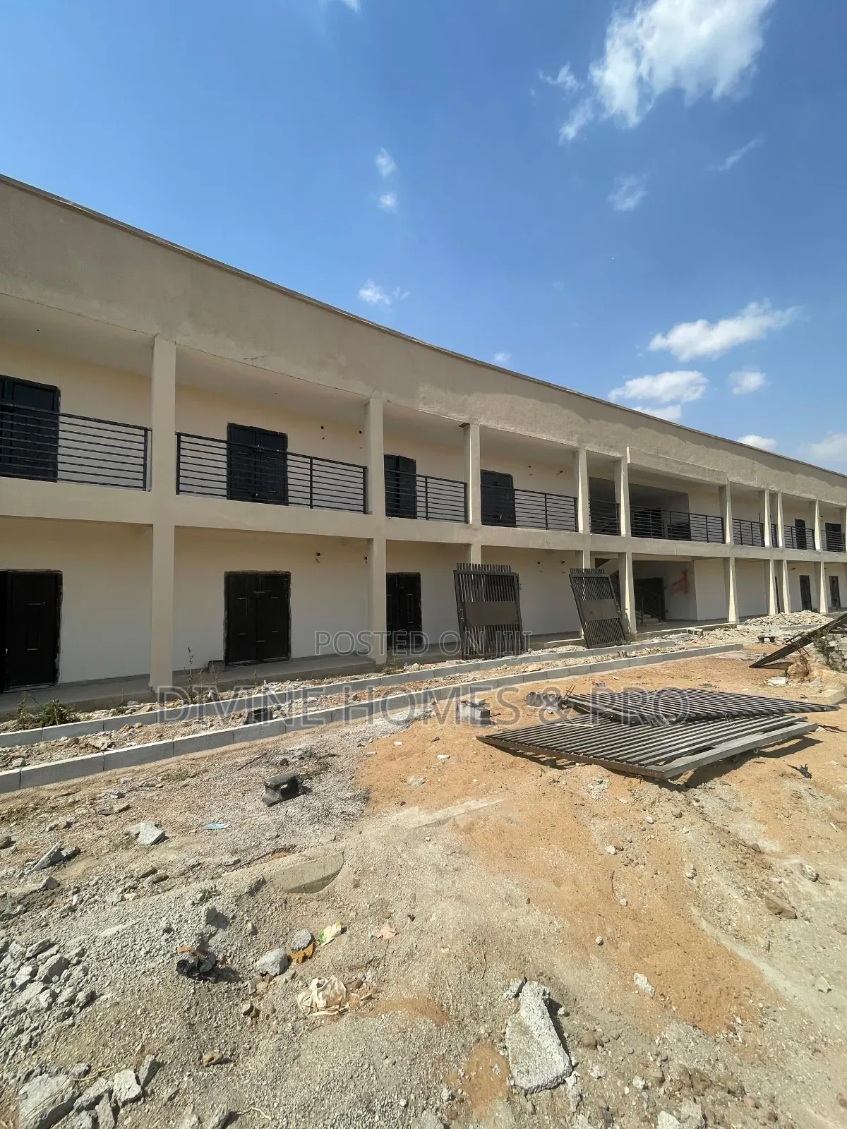 Semi Finished Shop in an Estate in Life Camp