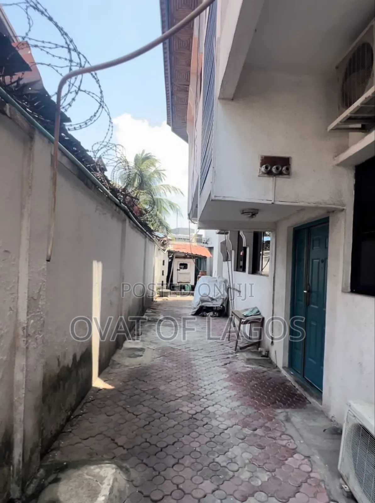 5bdrm Duplex in Admiralty Way, Lekki for sale in Lekki