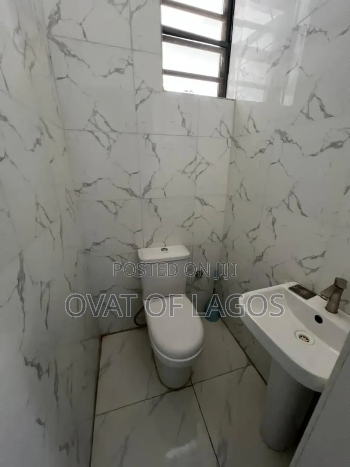 Furnished 3bdrm Duplex in Ikota for rent in Ikota