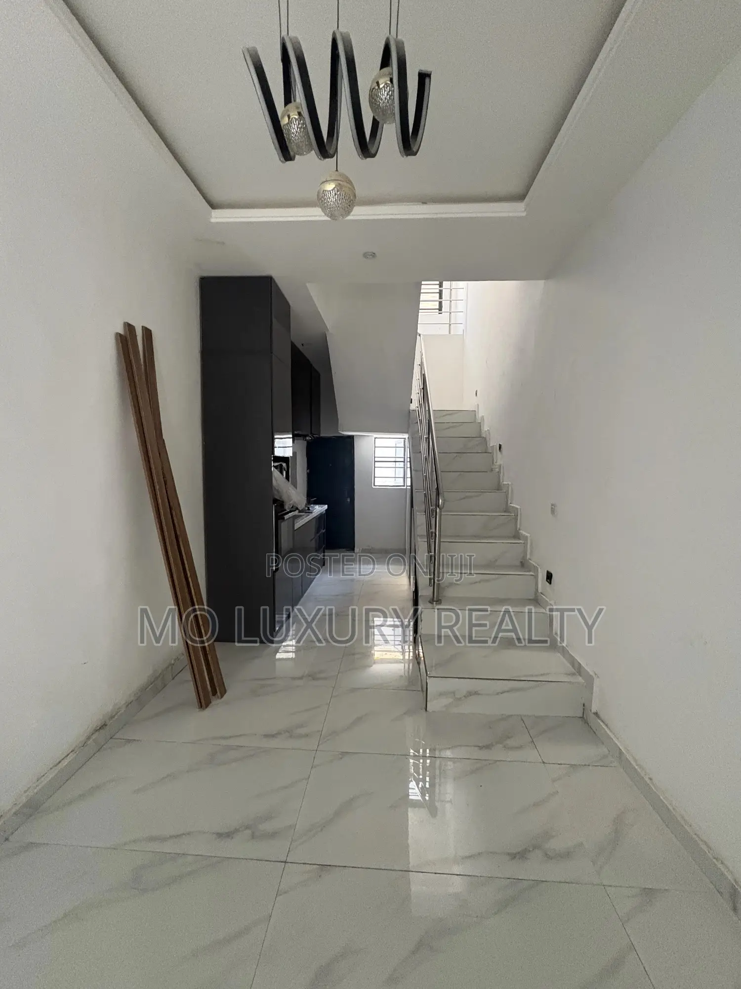 2bdrm Townhouse / Terrace in Lekki Phase 1 for rent in Lekki Phase 1