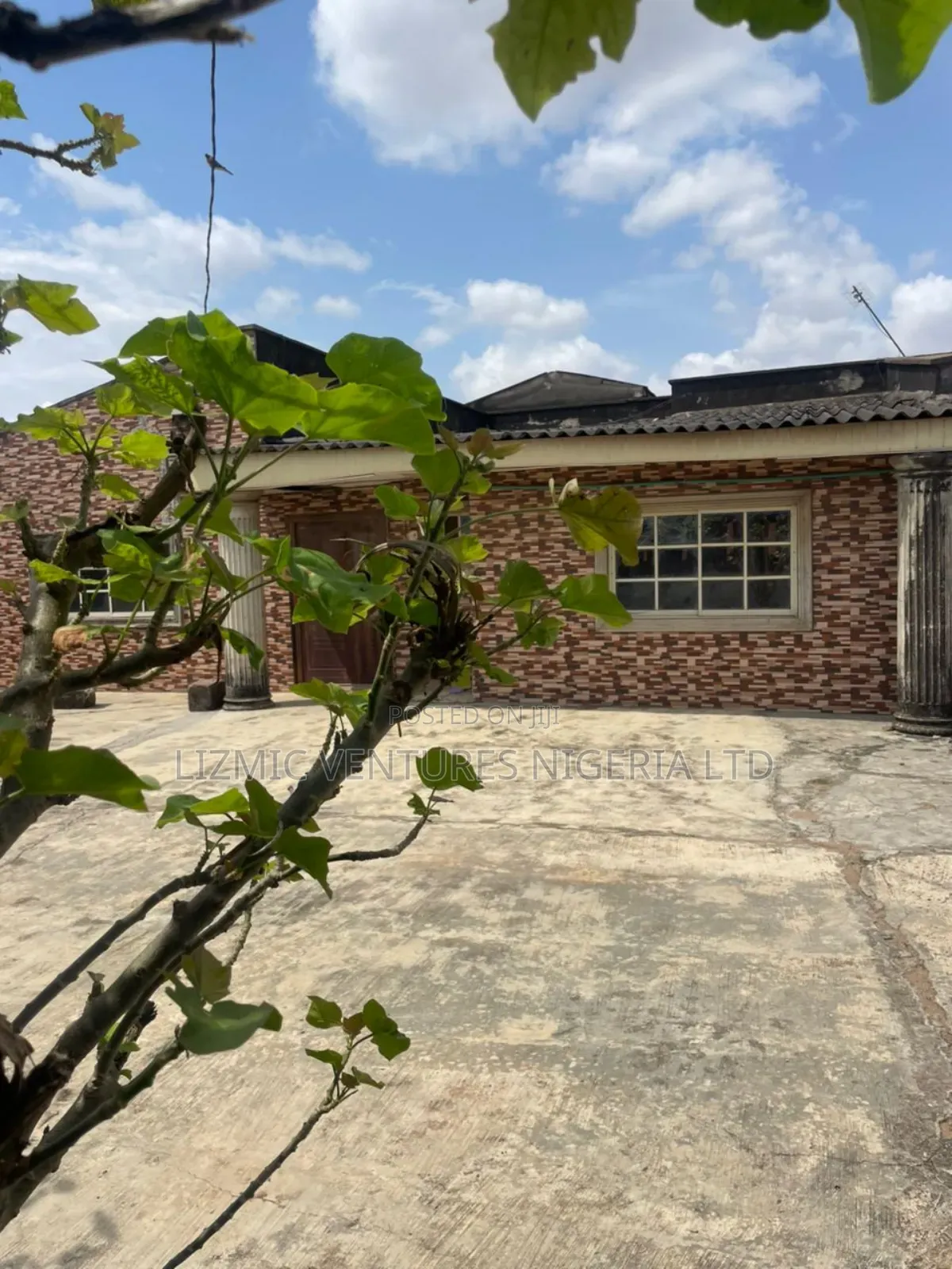 Furnished 4bdrm Bungalow in Ikotun for sale in Igando / Ikotun/Igando