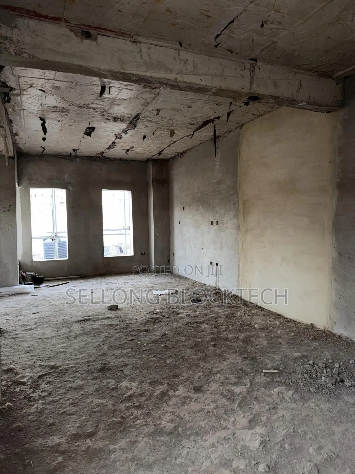 5bdrm Duplex in Off Palm Heights, Lugbe District for sale in Lugbe District