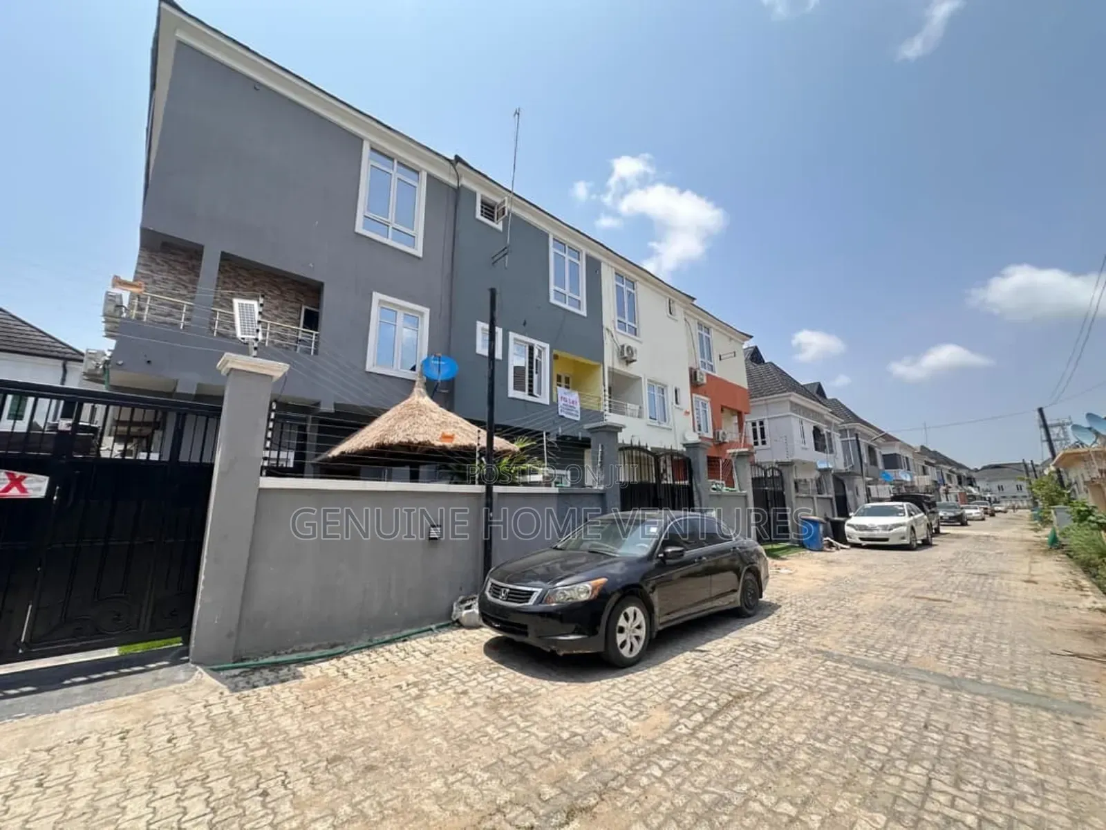 4bdrm Townhouse / Terrace in Ikota for rent in Ikota