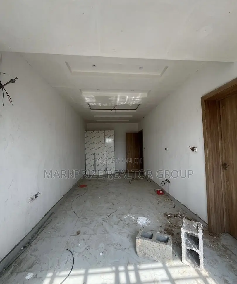 4bdrm Duplex in Ikeja Gra Lagos for sale in Ikeja GRA