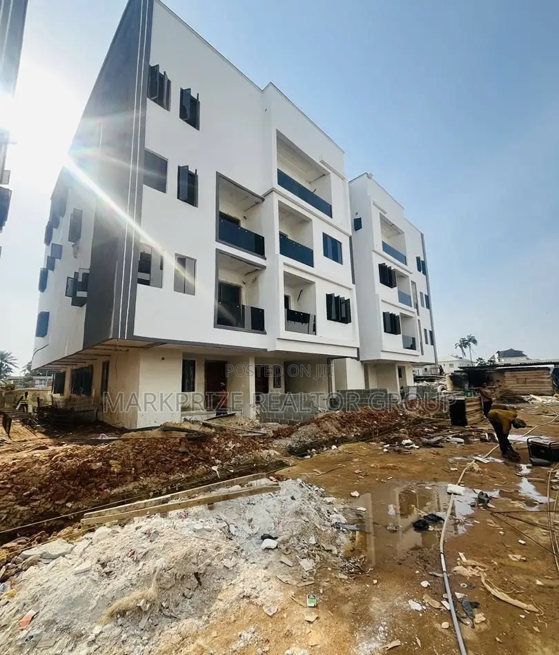 4bdrm Duplex in Ikeja Gra Lagos for sale in Ikeja GRA