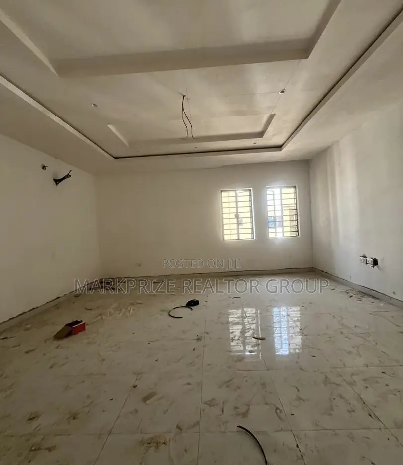 4bdrm Duplex in Ikeja Gra Lagos for sale in Ikeja GRA